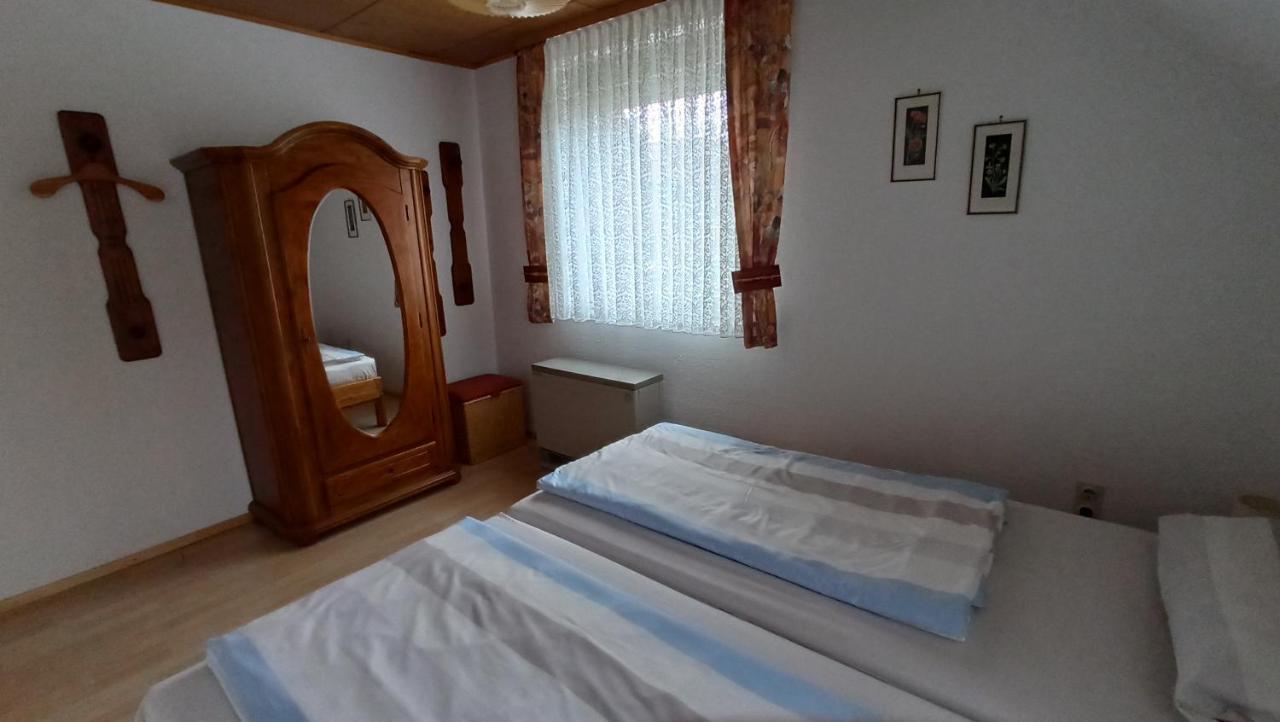 Ferienwohnung Am Deister Mit Grossem Balkon Springe Kültér fotó
